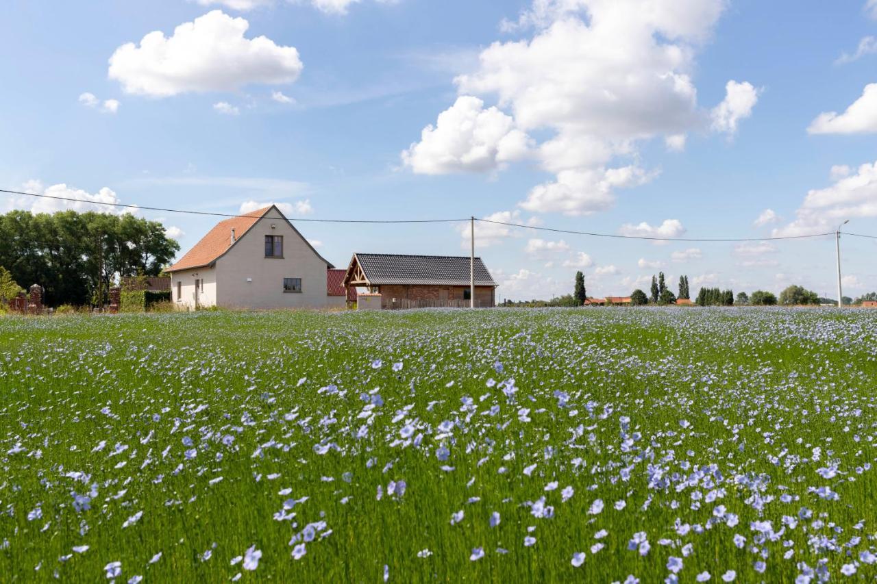 Toetindroaj Villa Kortemark Exteriör bild